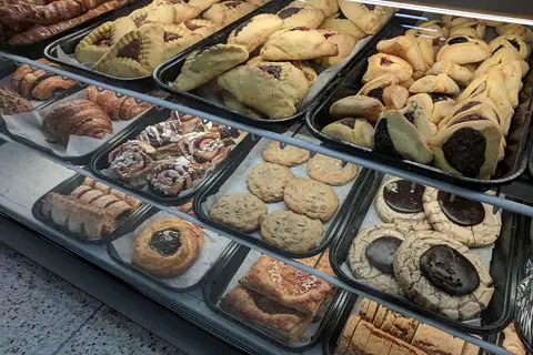 Mr T.G. Pullin's Bakery photo 1